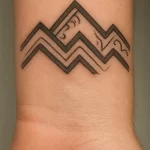 Zigzag tattoo — exploring its symbolism and hidden meanings